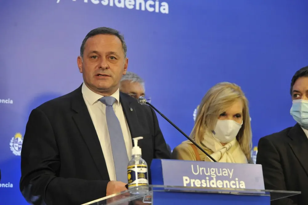 Álvaro Delgado recibe a representantes de la coalición.