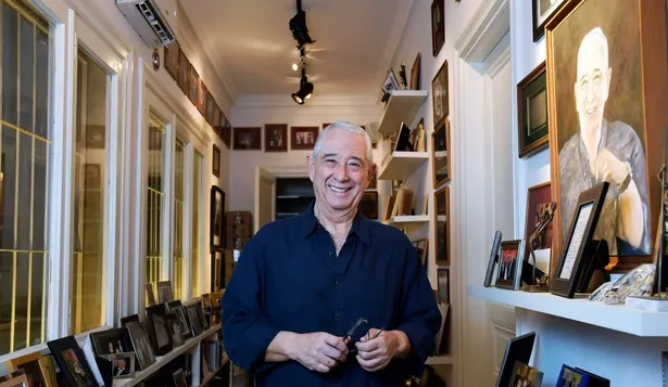 Sergio Puglia en su casa