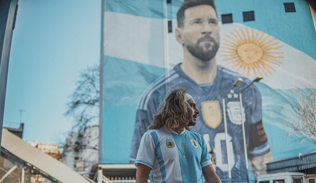 Leandro Reymúndez, el futbolista uruguayo que compuso y le dedicó una canción a Lionel Messi