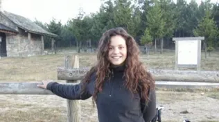 Rosalía, descansando en el Camino de Santiago.