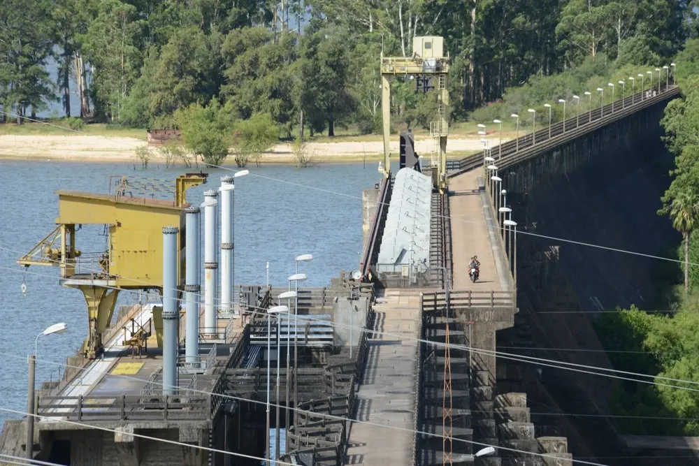Represa Rincón del Bonete