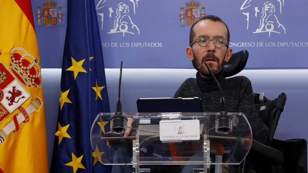 Echenique se despidió del Congreso.