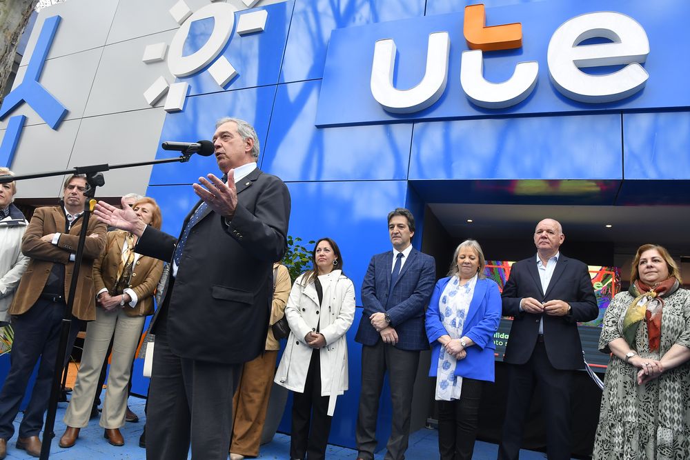 Fernando Mattos, ministro de Ganader&iacute;a, Agricultura y Pesca, uno de los oradores en el acto inaugural del stand de la UTE.