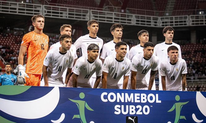 Selección sub 20 de Uruguay en el partido ante Venezuela en el Sudamericano