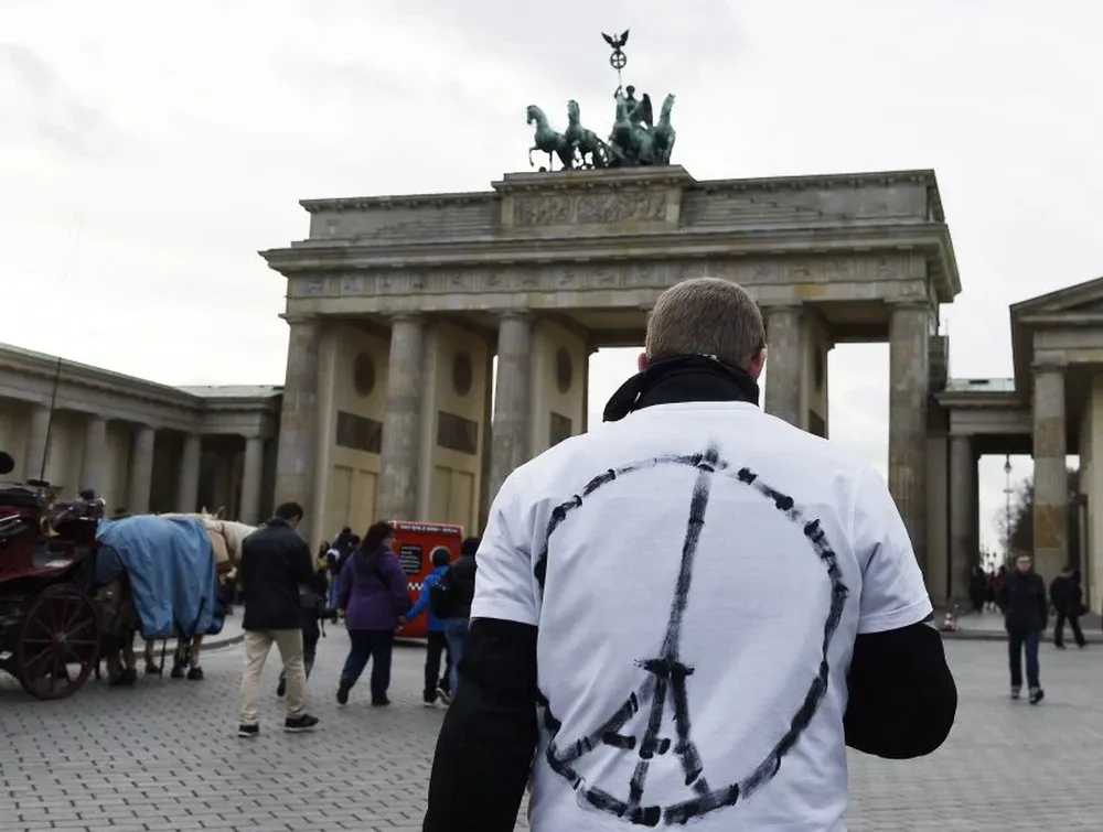 El presidente del comité organizador de la Euro 2016, Jacques Lambert