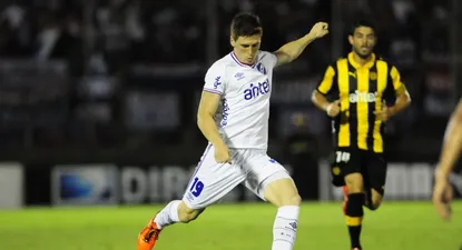 Santiago Romero fue la figura de la noche; jugador de clásicos