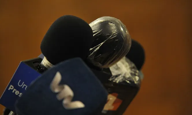 Micrófonos de la prensa