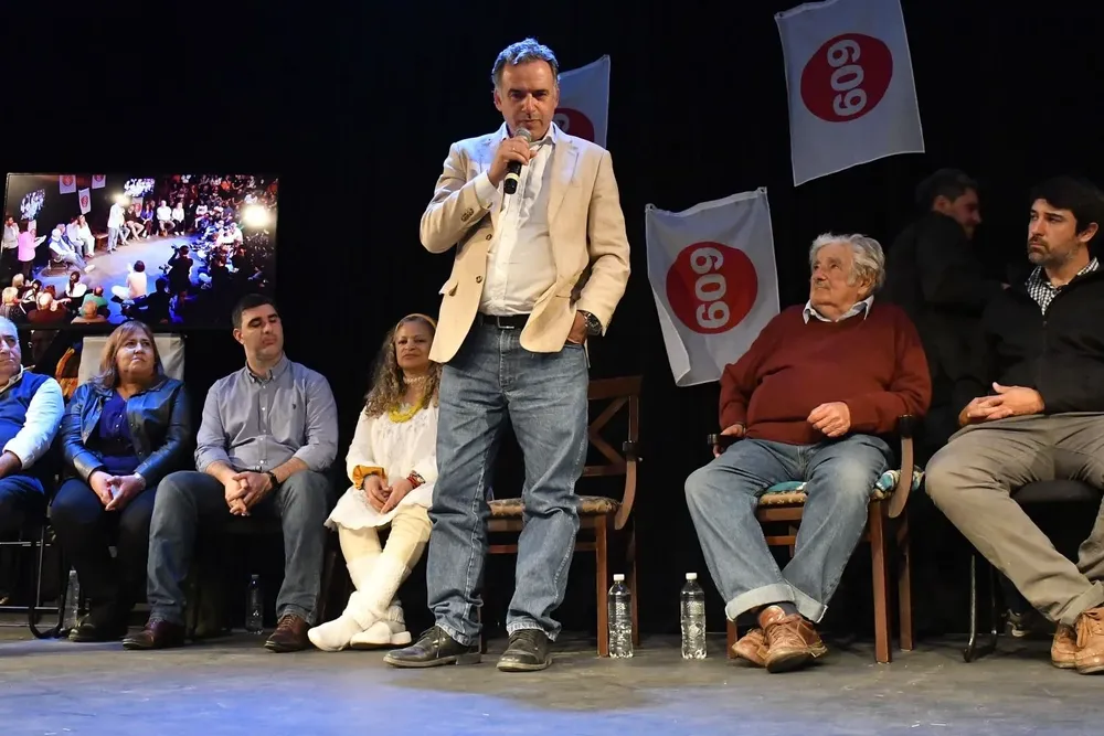 Yamandú Orsi, intendente de Canelones