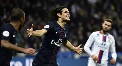 Edinson Cavani, hizo dos goles, y PSG ya está a un punto de Niza
