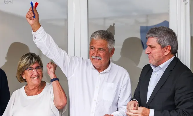 Juan Carlos Blanco y Alejandro Balbi en la inauguración de la nueva concentración de Nacional