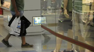 Poder de compra de los trabajadores subió 2,5% en 12 meses