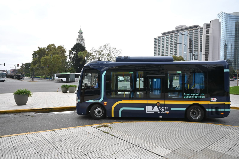 La Ciudad de Buenos Aires inauguró la primera línea de buses eléctricos