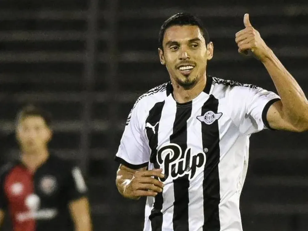 Bocanegra en Libertad de Paraguay