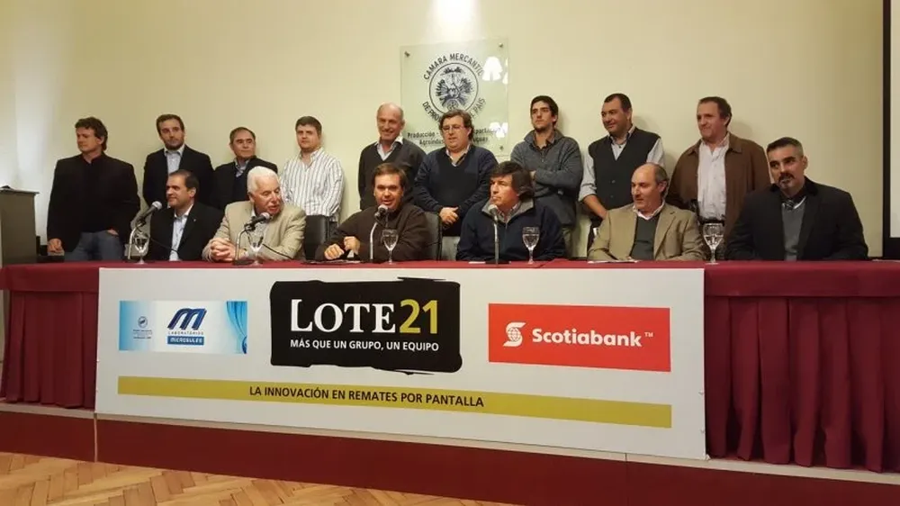 Los integrantes de Lote 21 y de Scotiabank presentaron los detalles del remate