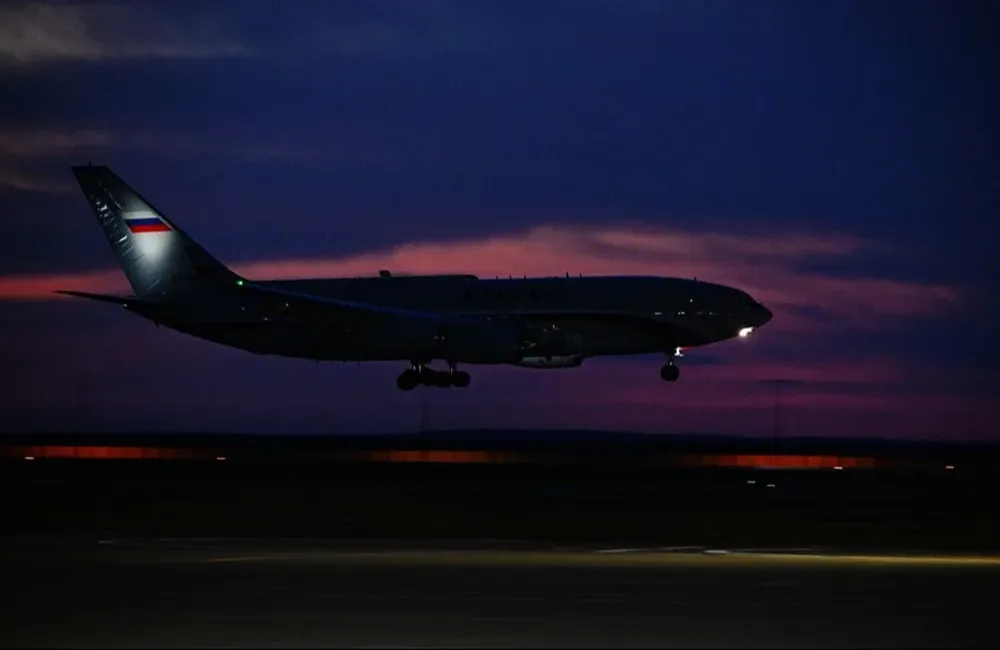 Imagen de archivo de un avión ruso Ilyushin Il-96, similar al que se estrelló este miércoles en la región fronteriza de Belgorod.