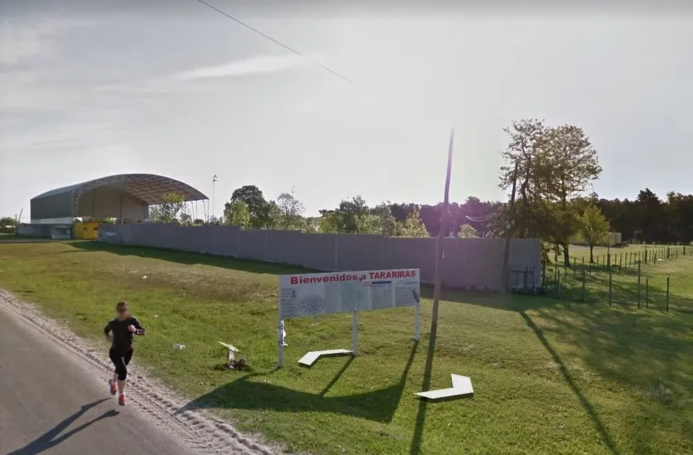 Las inmediaciones del estadio de Peñarol de Tarariras