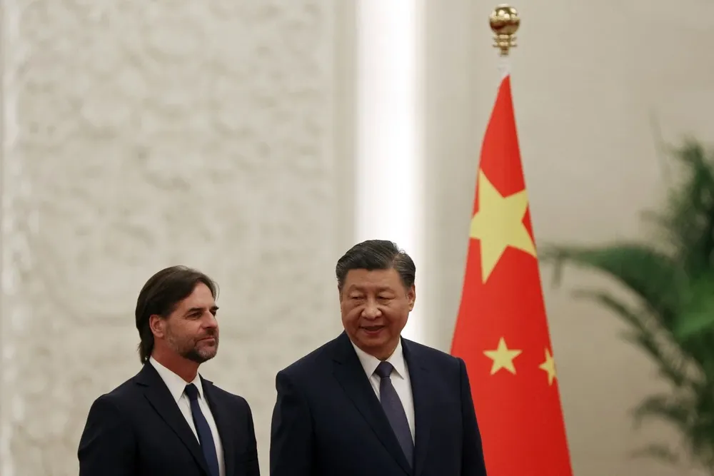 Los presidentes de Uruguay y China, Luis Lacalle Pou y Xi Jinping