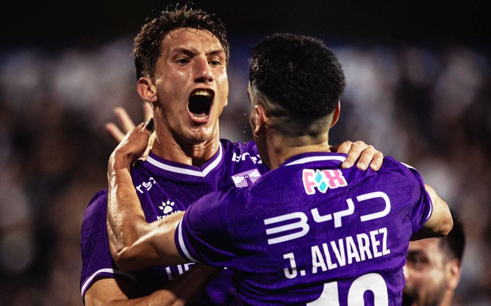 Lucas Agazzi y José Álvarez Lucas Agazzi y José Álvarez