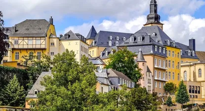 El pequeño país europeo que busca extranjeros, no exige visa y paga salario mínimo de 2.400 euros