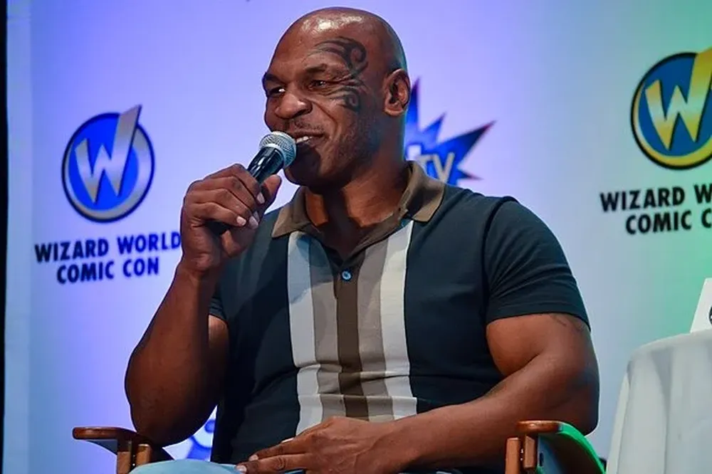 Mike Tyson, surgido de los barrios bajos y que pasó por la cárcel, ya no es aquel joven marginal que consumía drogas ilícitas: ahora es empresario de cannabis.