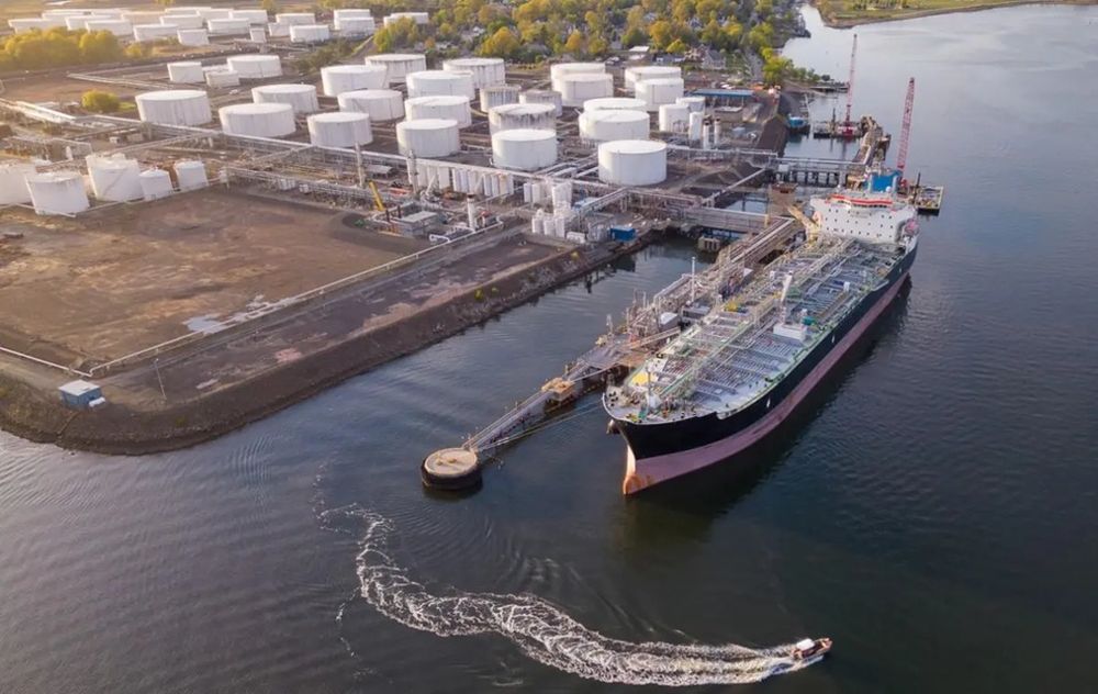 Continúa el bloqueo en Ormuz y crece la tensión internacional.