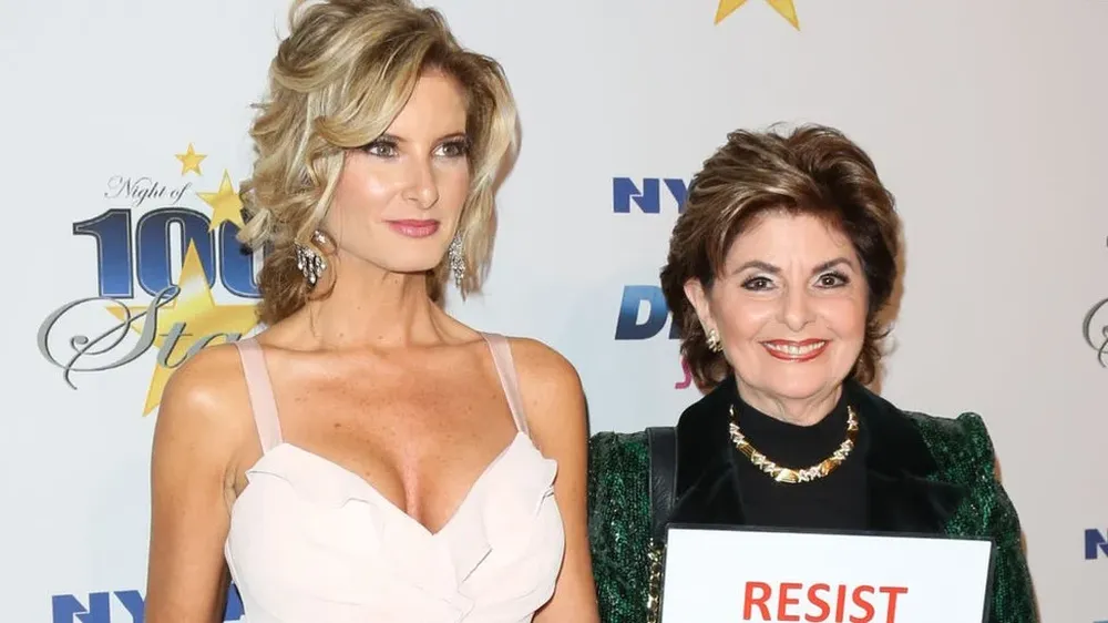 El caso de Summer Zervos, que denunció a Trump por difamación después de que éste dijera que sus acusaciones eran falsas, es uno de los casos pendientes en el tribunal de Nueva York.