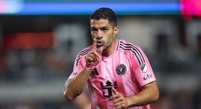Festejo de Luis Suárez en su gol ante Houston Dynamo
