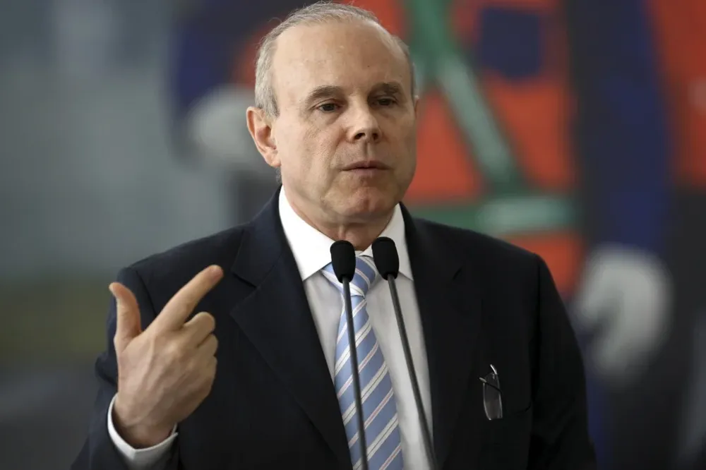 El ministro de Hacienda brasileño anuncio un millonario ajuste fiscal