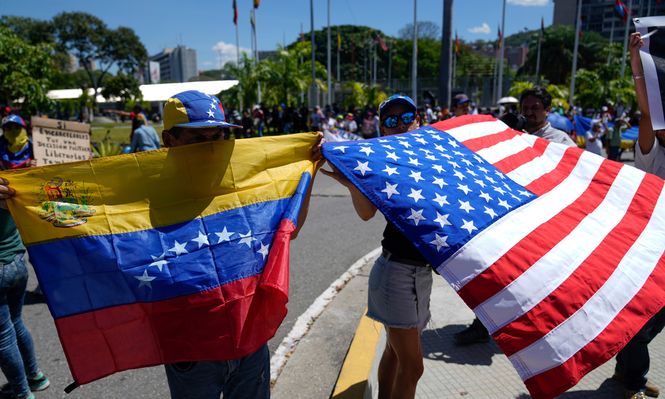Washington no ocupó Caracas: la rodeó, condicionó y empuja hacia una transición democrática