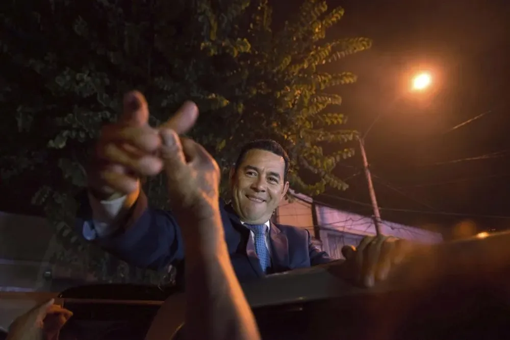 Jimmy Morales se autoproclamó ganador.