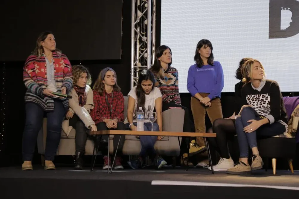 Parte del equipo del observatorio de género del Círculo Uruguayo de la Publicidad