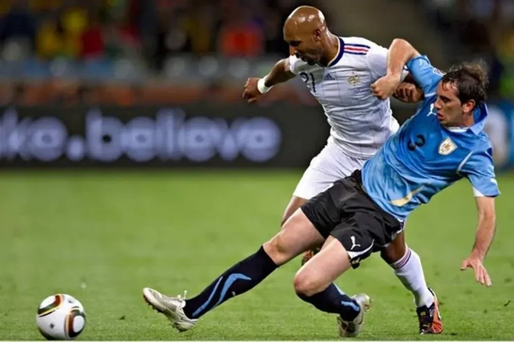 Francia ante Uruguay en Sudáfrica 2010