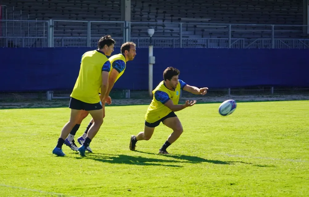 Arata entrenando este jueves