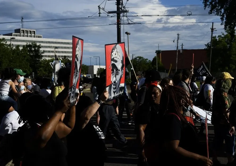 Los expertos dicen que Estados Unidos va en dirección a superar los más de 20.000 asesinatos del año pasado, el nivel más alto desde 1995. 