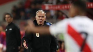 Marcelo Bielsa, técnico de la selección de Uruguay en el partido contra Perú