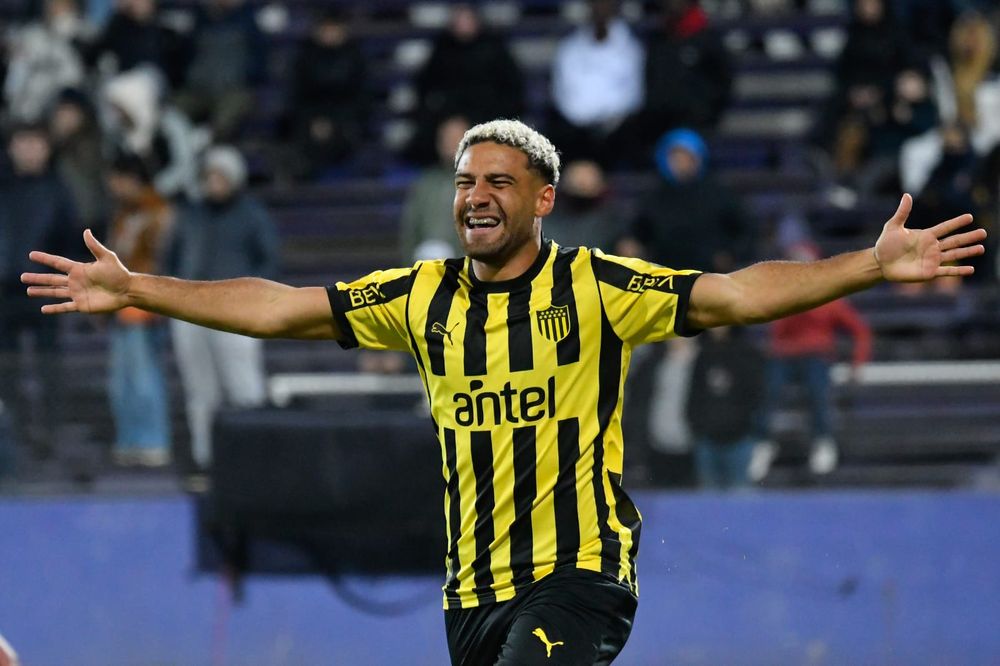 La emoción de Nahuel Acosta en su primer gol para coronar el título de Peñarol campeón del Apertura