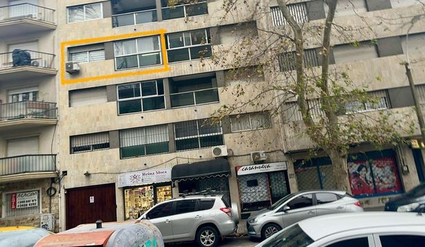 Silveira Abu Arab ofrece apartamento de dos dormitorios en Tres Cruces