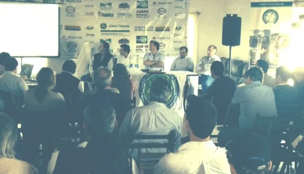 Participaron 100 socios en la asamblea realizada en Young