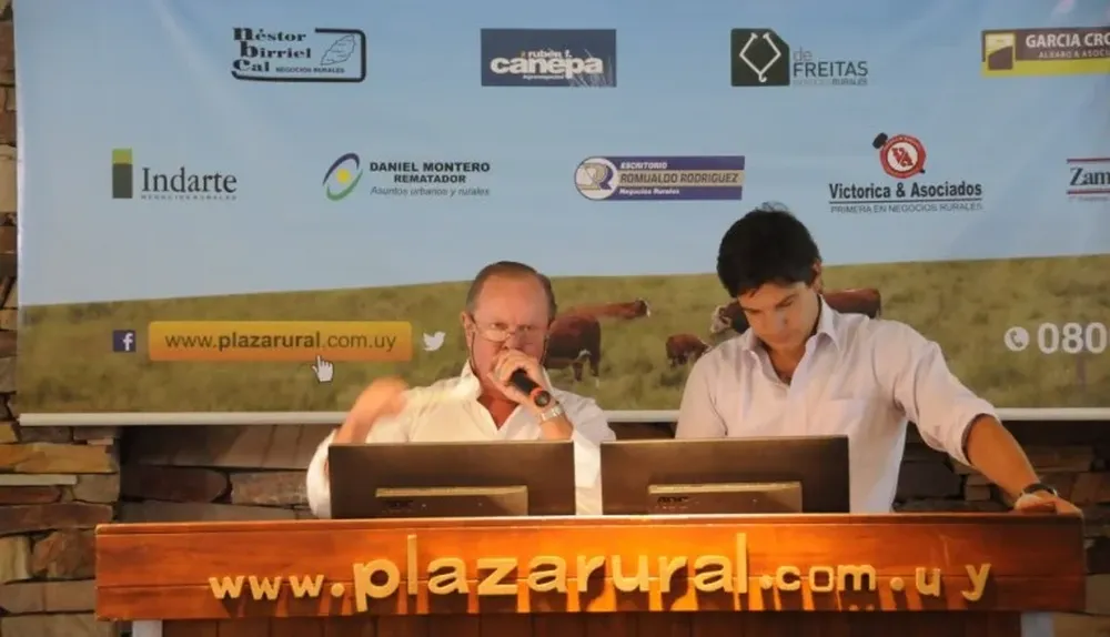El remate se realizó en el hotel Cottage