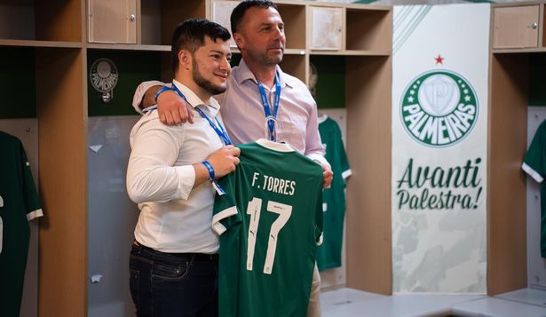 Federico Terryn con la 17 de Facundo Torres