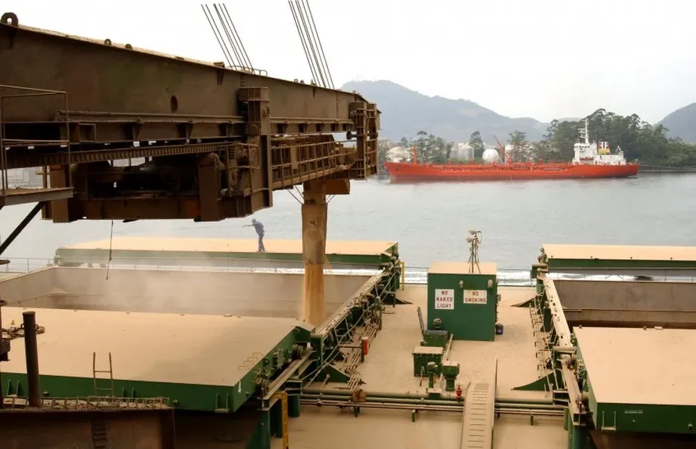 Hay una superoferta de granos en el mundo