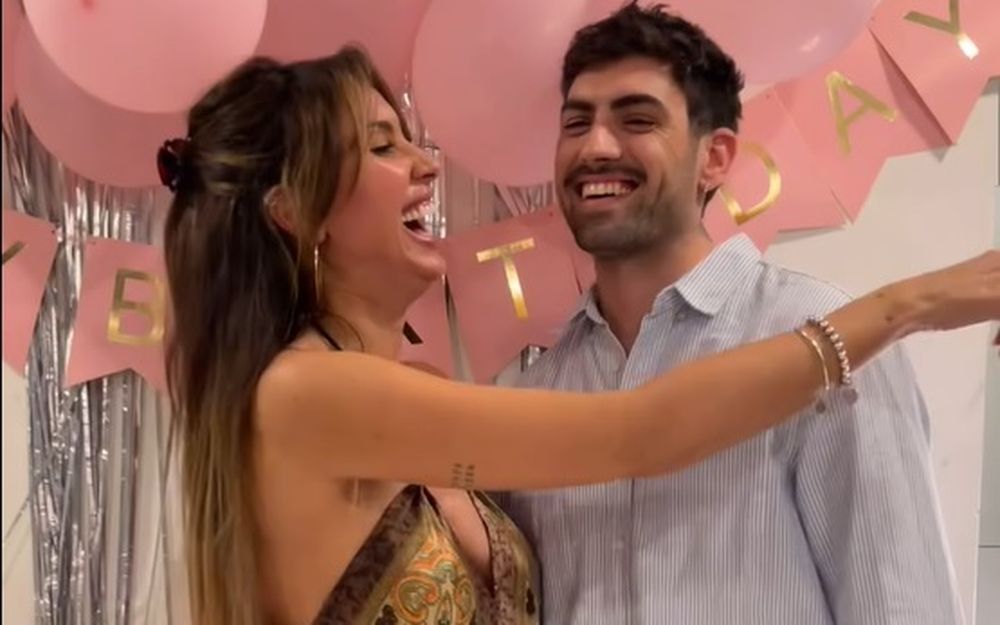 Giannina Silva junto a su pareja festejando su cumpleaños
