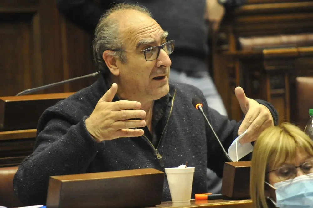 Gustavo Olmos, diputado de Marea Frenteamplista