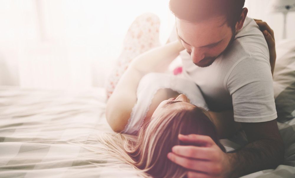 Las parejas que comunican sus deseos tienen una mayor satisfacción en la cama, sostiene la experta.
