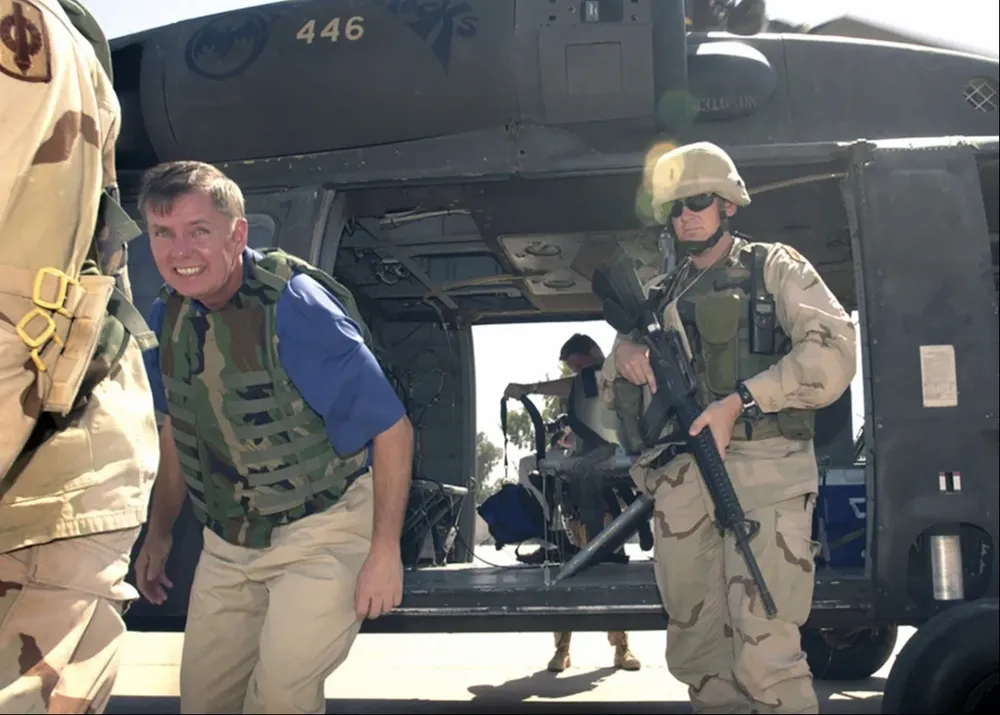 El senador republicano Lindsey Graham es coronel retirado de la Fuerza Aérea y uno de los más firmes promotores de una acción militar preventiva contra Irán.