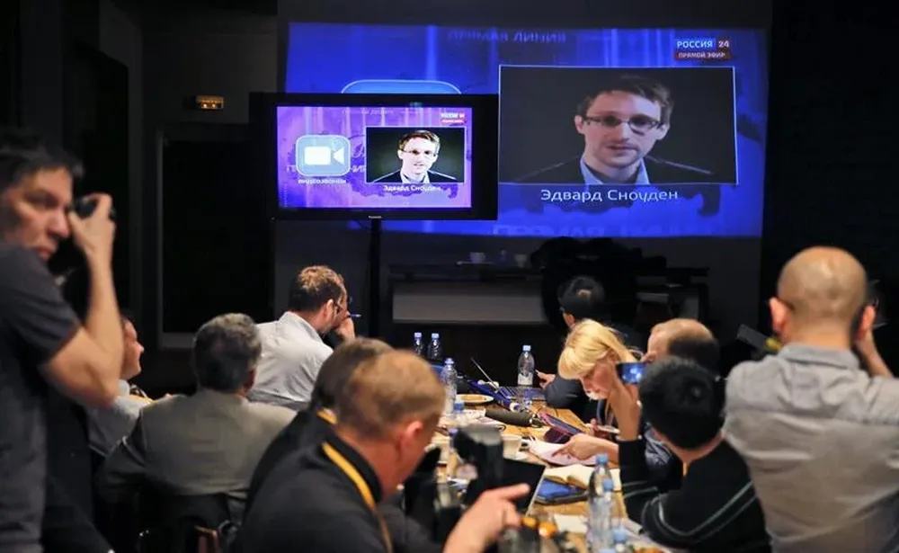 Snowden reapareció en TV rusa para hacer una pregunta al presidente, Vladímir Putin