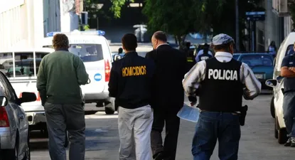 casi la mitad de los homicidios en montevideo en 2015 fueron por conflictos entre criminales