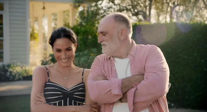 Meghan Markle y el chef José Andrés durante la grabación de Con amor, Meghan.