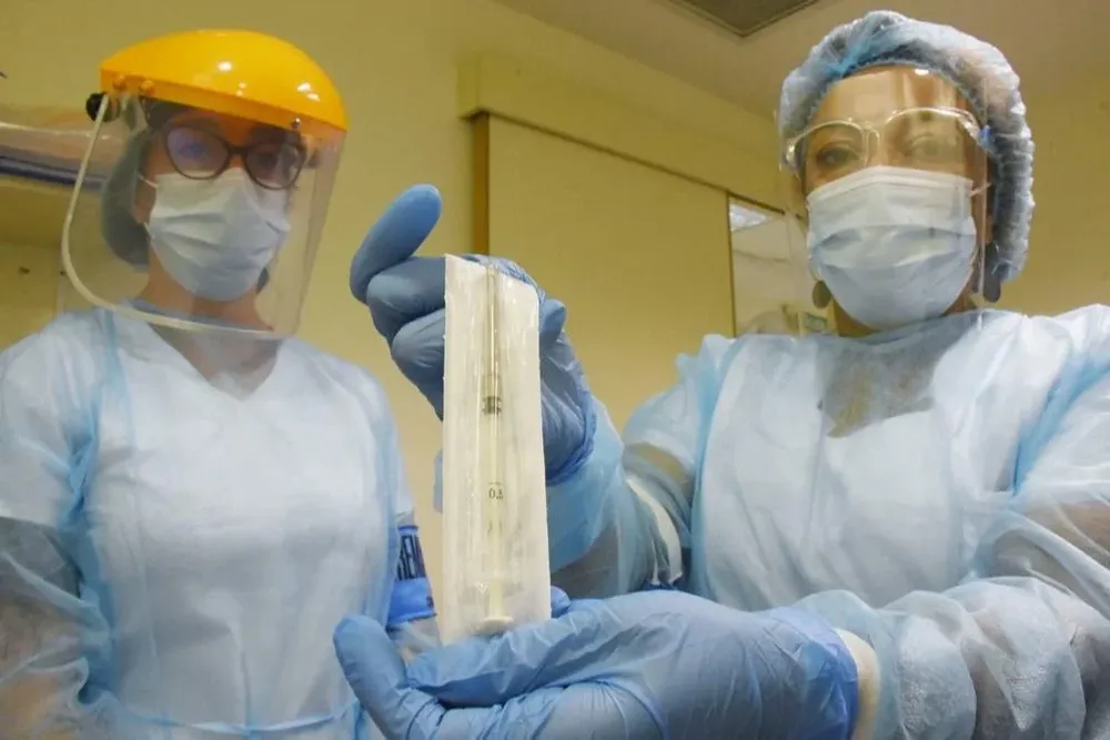 Primeras dosis en Montevideo de la vacuna Sinovac