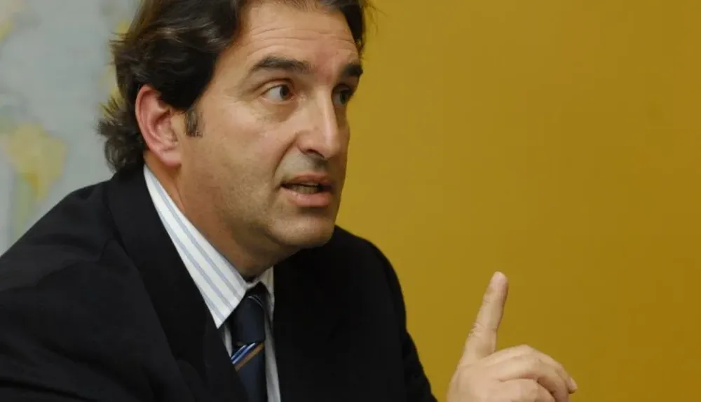 Eduardo Abulafia, presidenciable de la AUF